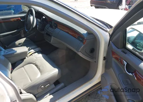 2004 Cadillac Deville Standard из США, поврежденный, VIN 1G6KD54Y54U129122